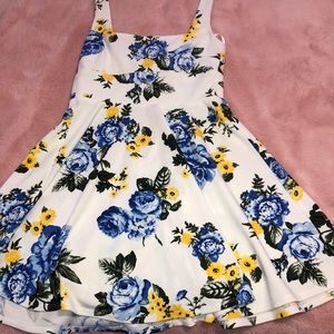 Back Tie Floral Dress